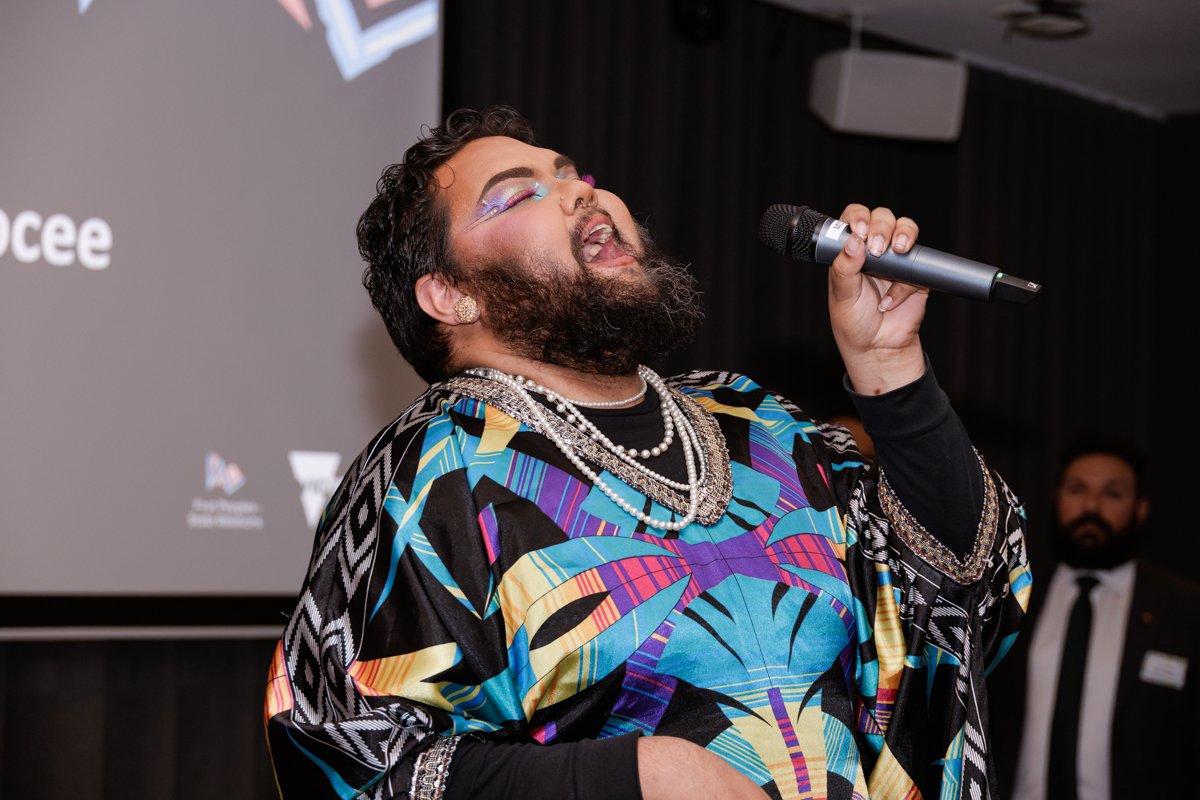 Hire Aboriginal event performer Melbourne | 2JOOCEE is glamorous for corporate functions