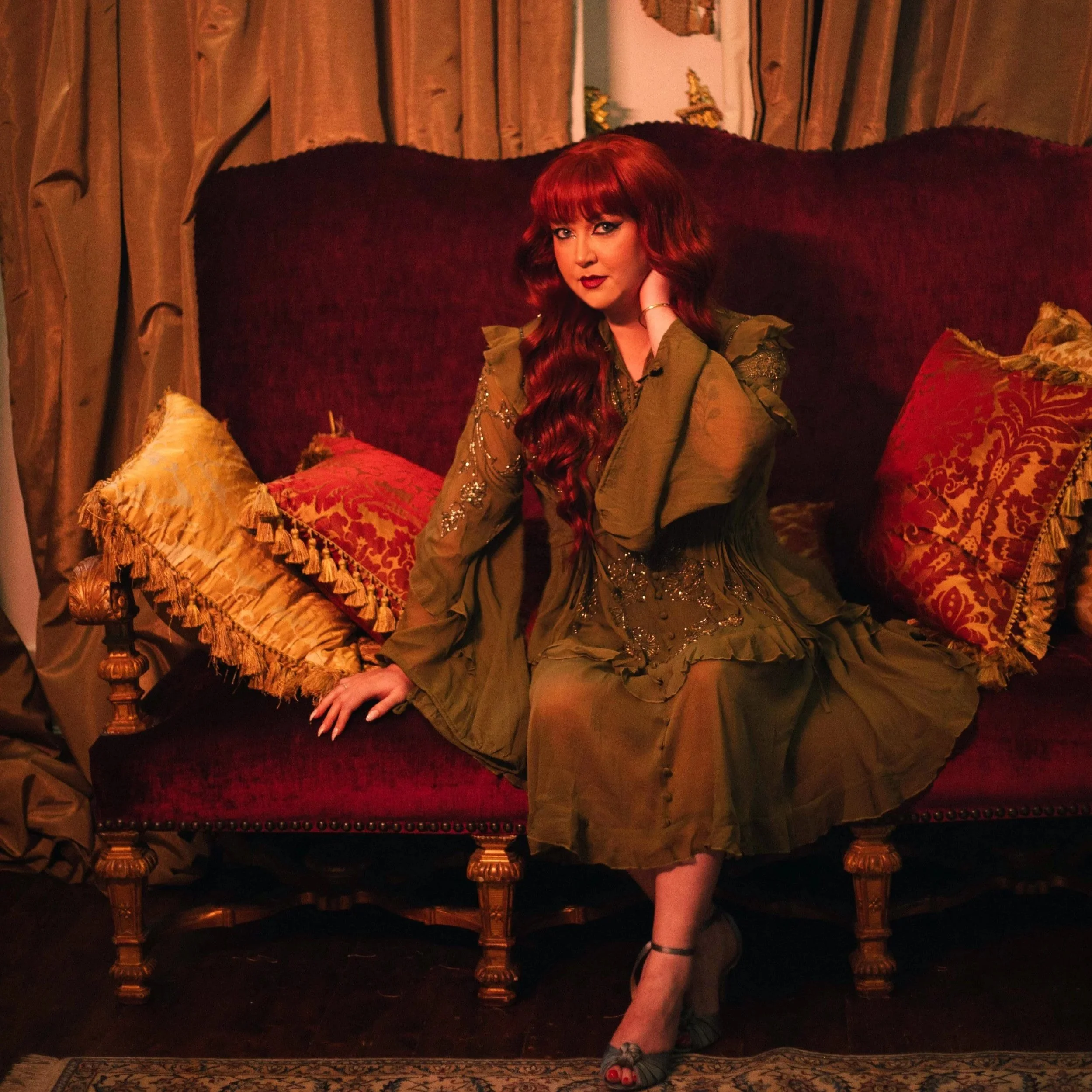 Book Melbourne alternative pop music | SUNSET SALORE festival ready live act | Artist Bookings