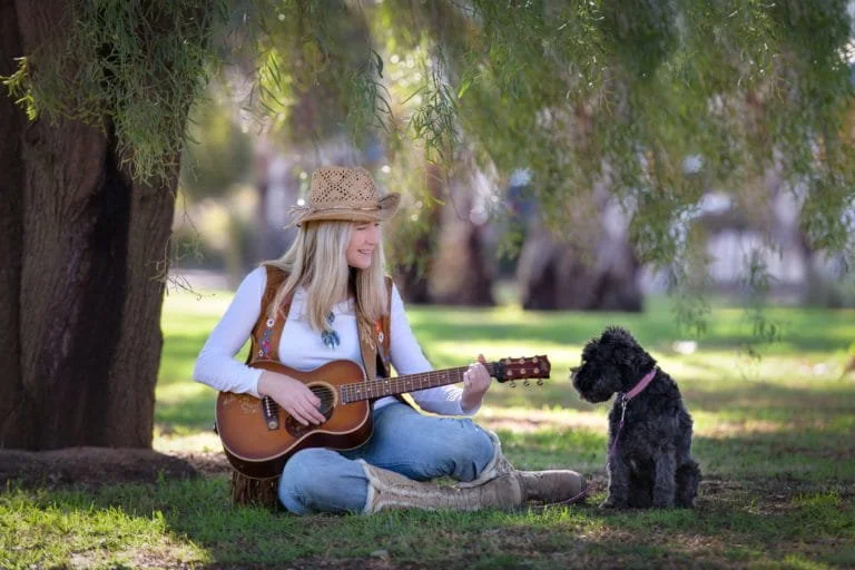 WEEZY ADELAIDE EASY LISTENING DINNER EVENT LIVE MUSIC| HIRE FOR ARTIST BOOKINGS