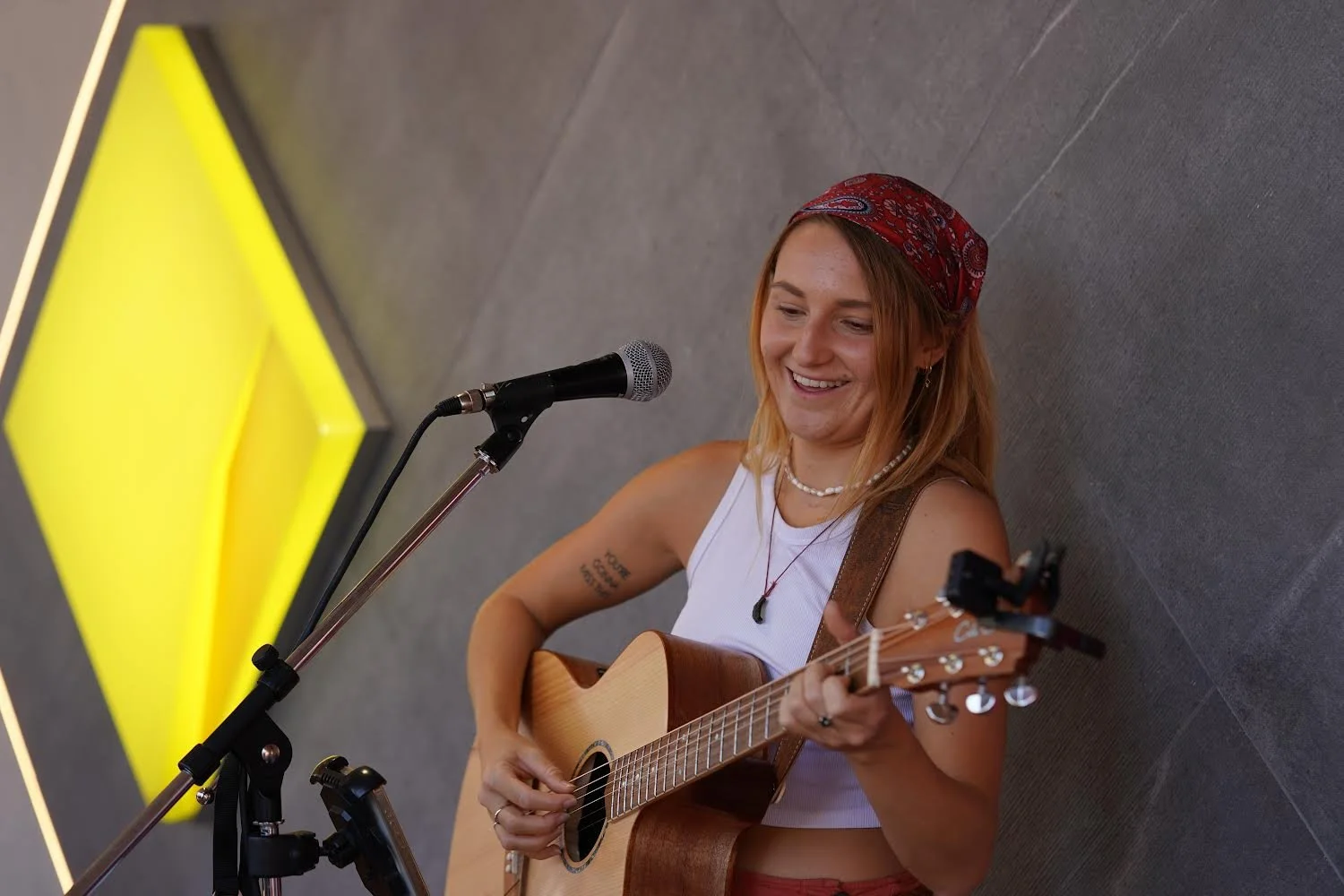 Hire modern country corporate Sydney | CHARLI professional live | Artist Bookings