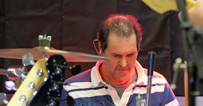 Book Melbourne Live Band | DONE DEAL ROCKS pub and club gigs | Artist Bookings