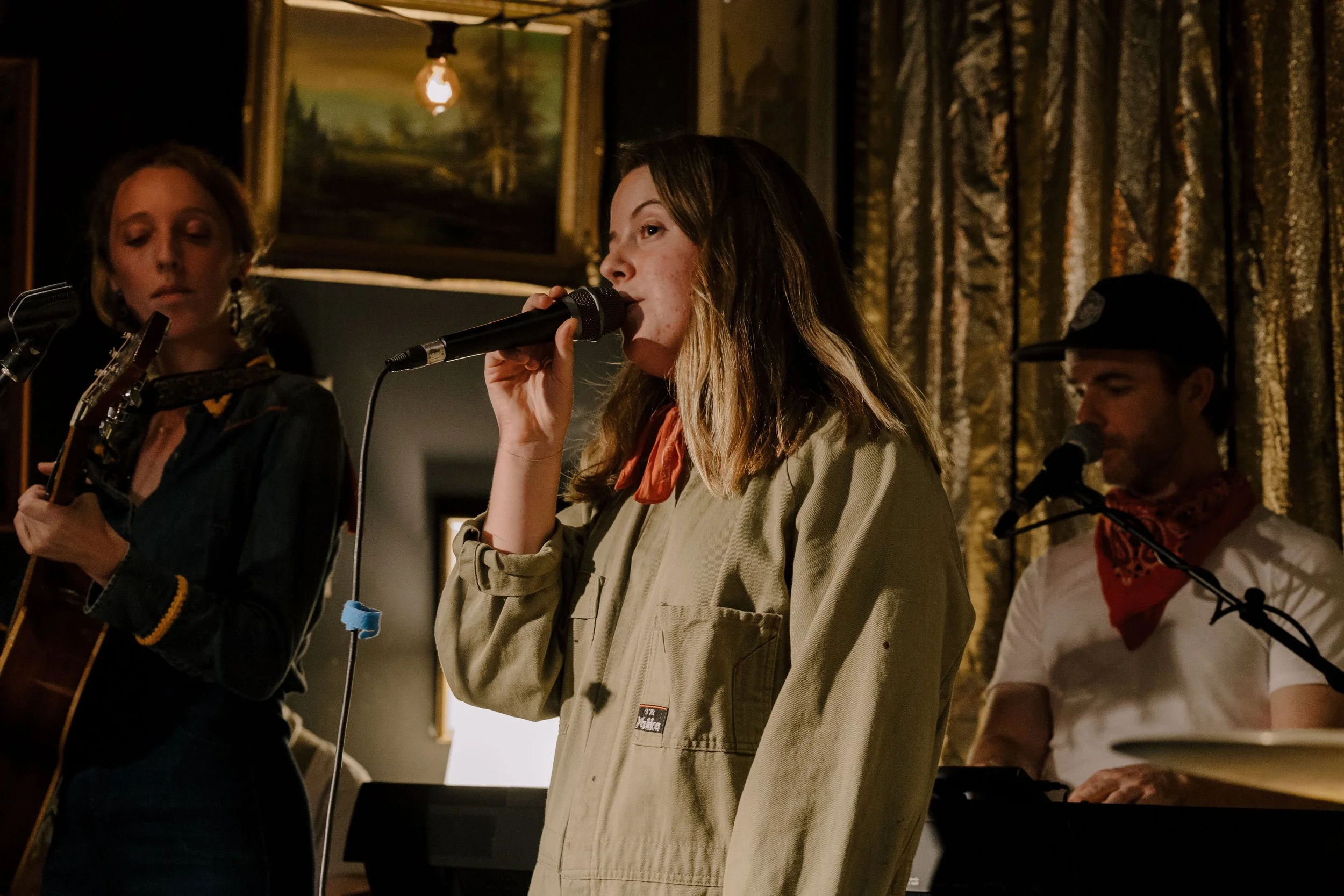 Hire indie folk performers Sydney | ROLLING BLIZZARDS light up live corporate events | Artist Bookings