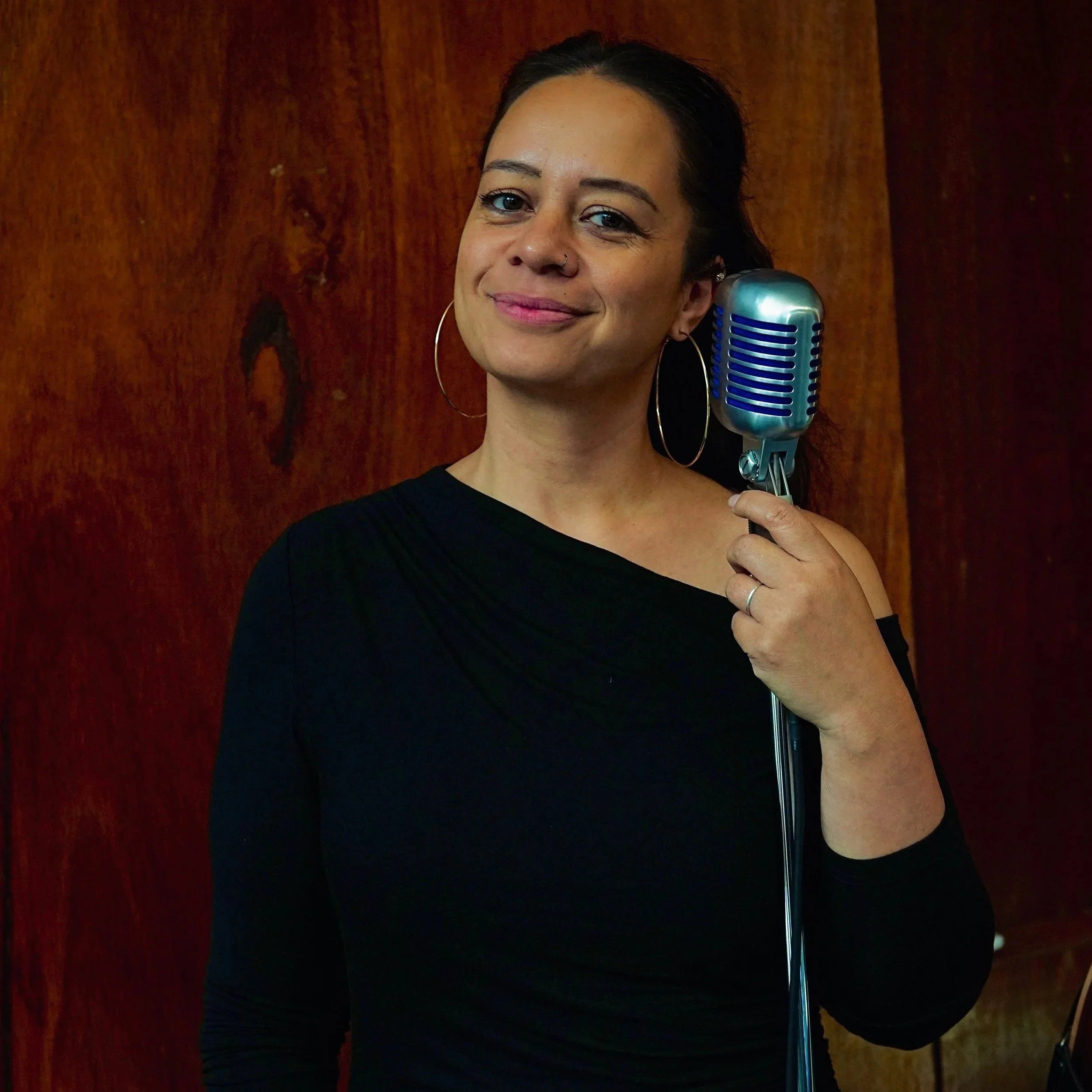 WANITA SYDNEY POP VOCALIST WEDDING EVENT HIRE ENTERTAINER