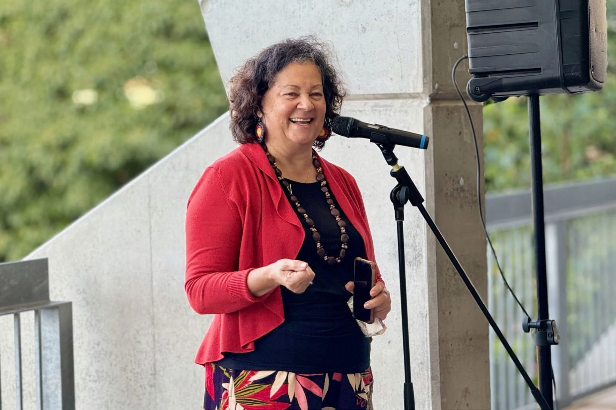 AUNTY KERRY QUEENSLAND ABORIGINAL WELCOME TO COUNTRY CORPORATE EVENT