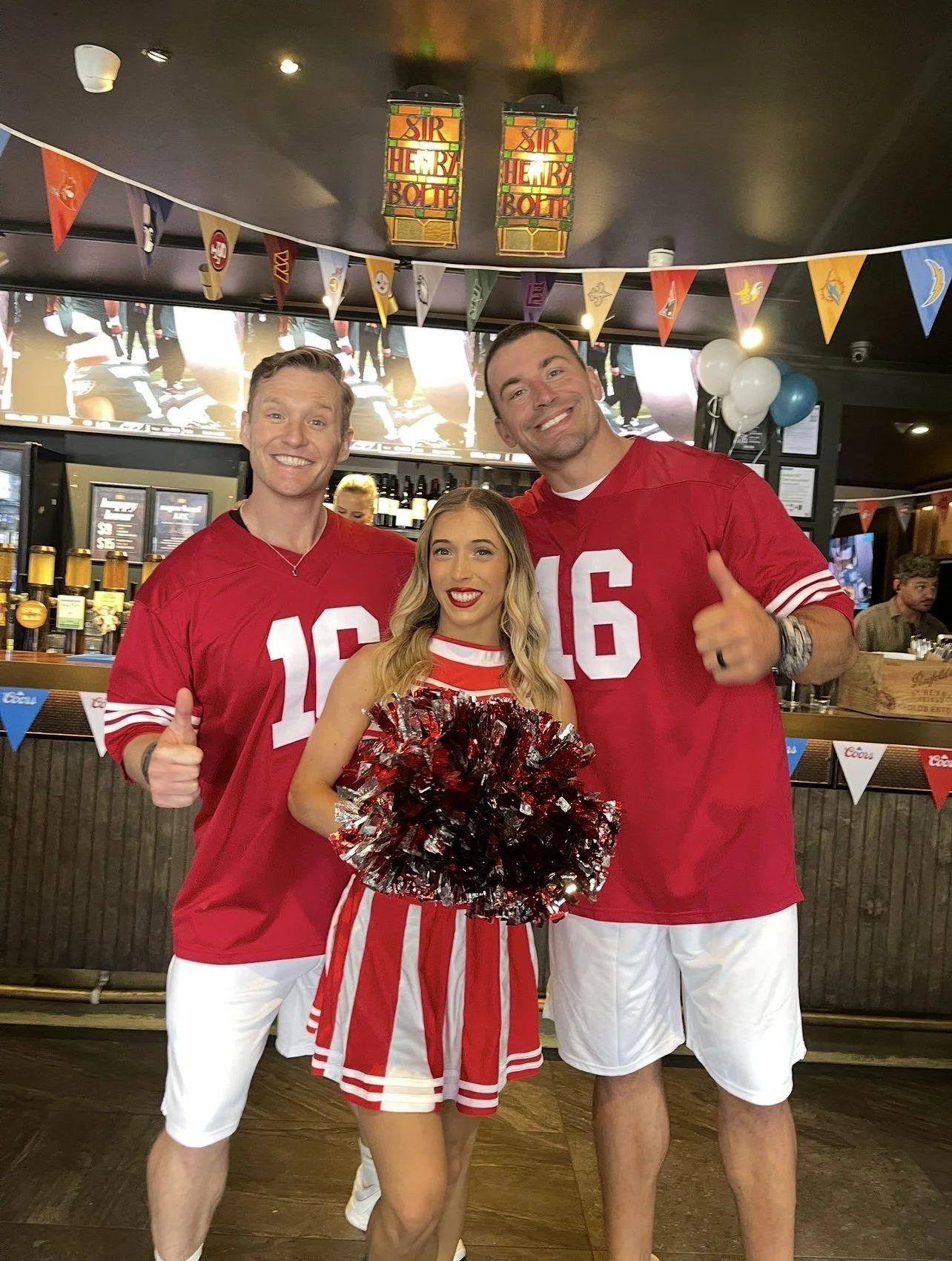 ELITE CHEER MELBOURNE ACROBATICS SPORTS GAME ENTERTAINER HIRE