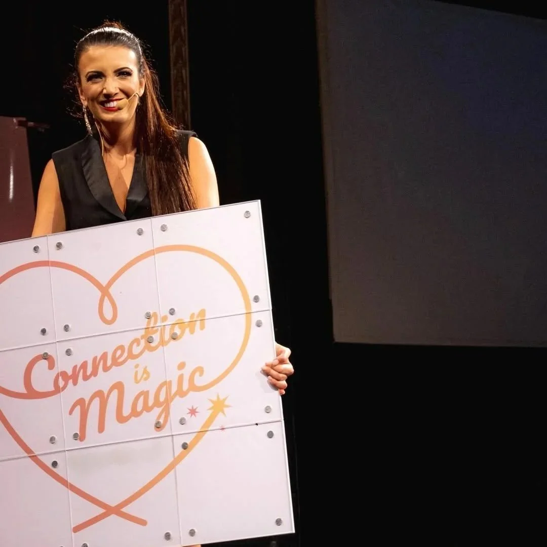 JESSICA SYDNEY MOTIVATIONAL SPEAKER CORPORATE PRESENTATION HIRE