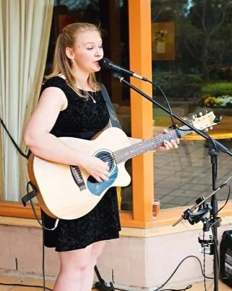 Acoustic Guitar | ALEXIS STAR | Local Musicians | Hire from Artist Bookings