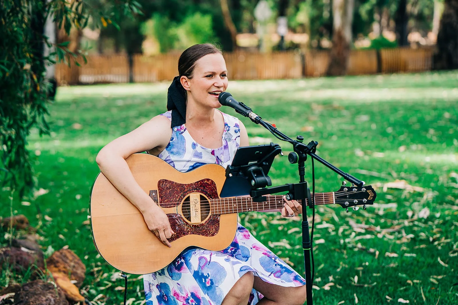 Hire acoustic birthday events South Australia | CORINNA solo artist | Artist Bookings