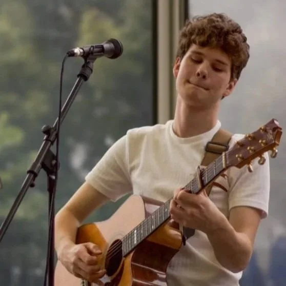 LUKE BRISBANE ACOUSTIC SINGER WEDDING LIVE PERFORMANCE HIRE