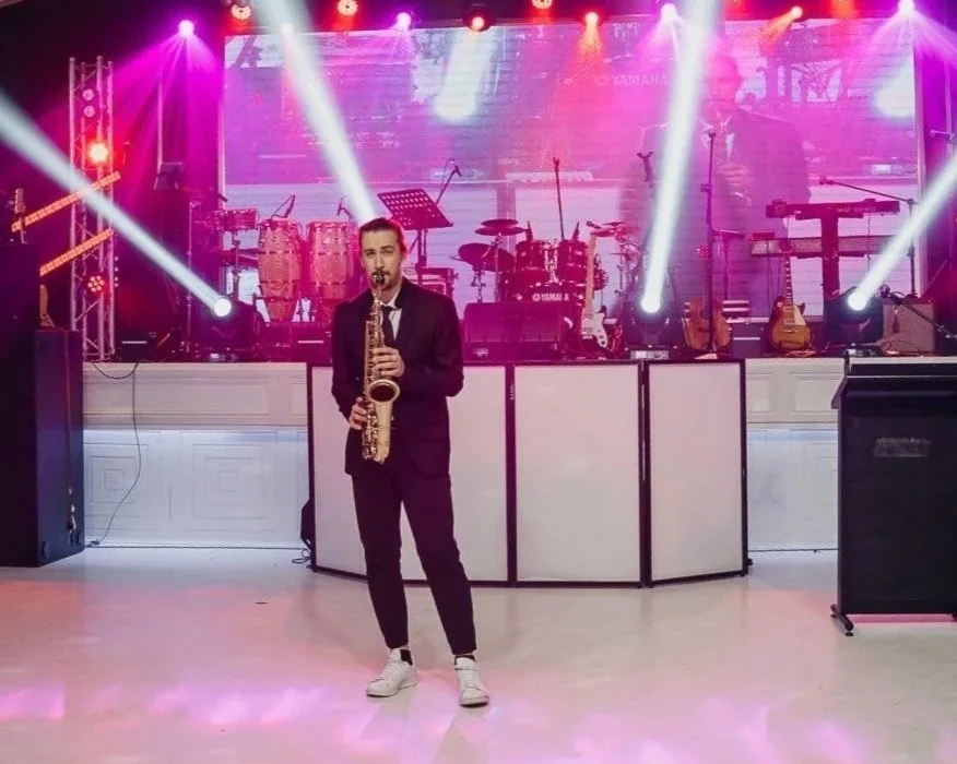 Hire Jazz Sax Player Melbourne | HECTOR intimate live jazz and improvisation performance | Artist Bookings