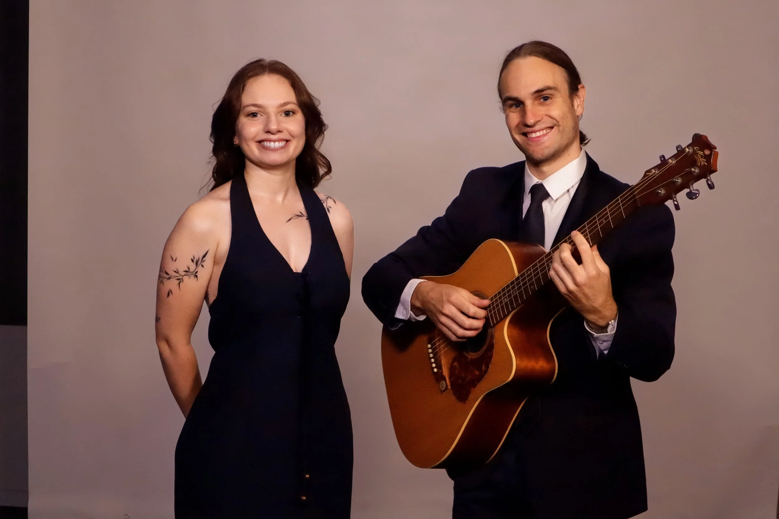 CHARLOTTE DUO MELBOURNE ACOUSTIC POP GATHERING ENTERTAINER LIVE PERFORMANCE