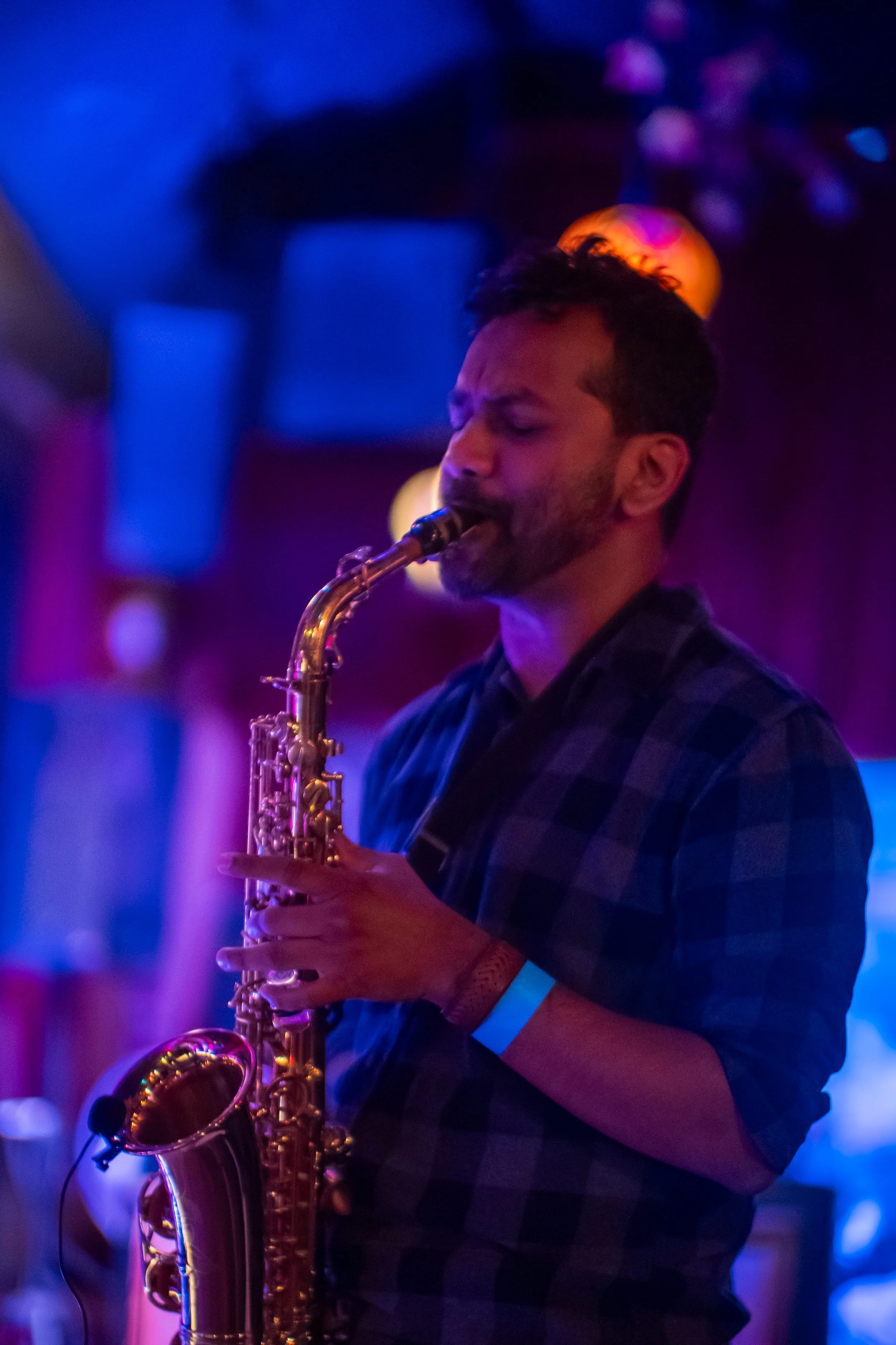 KUVEN MELBOURNE POP SAXOPHONIST FESTIVAL LIVE PERFORMANCE ENTERTAINER