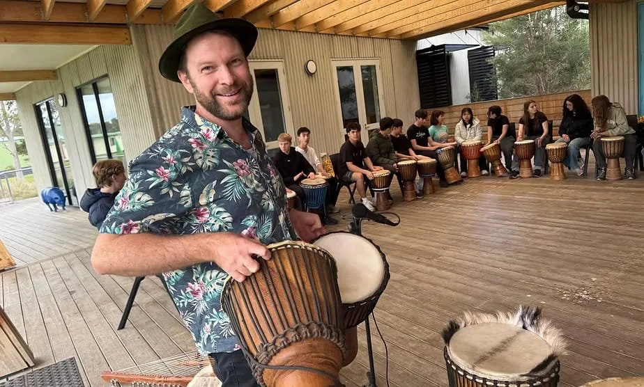 RODERICK MELBOURNE CELTIC HARPIST PRIVATE FUNCTION LIVE MUSIC HIRE