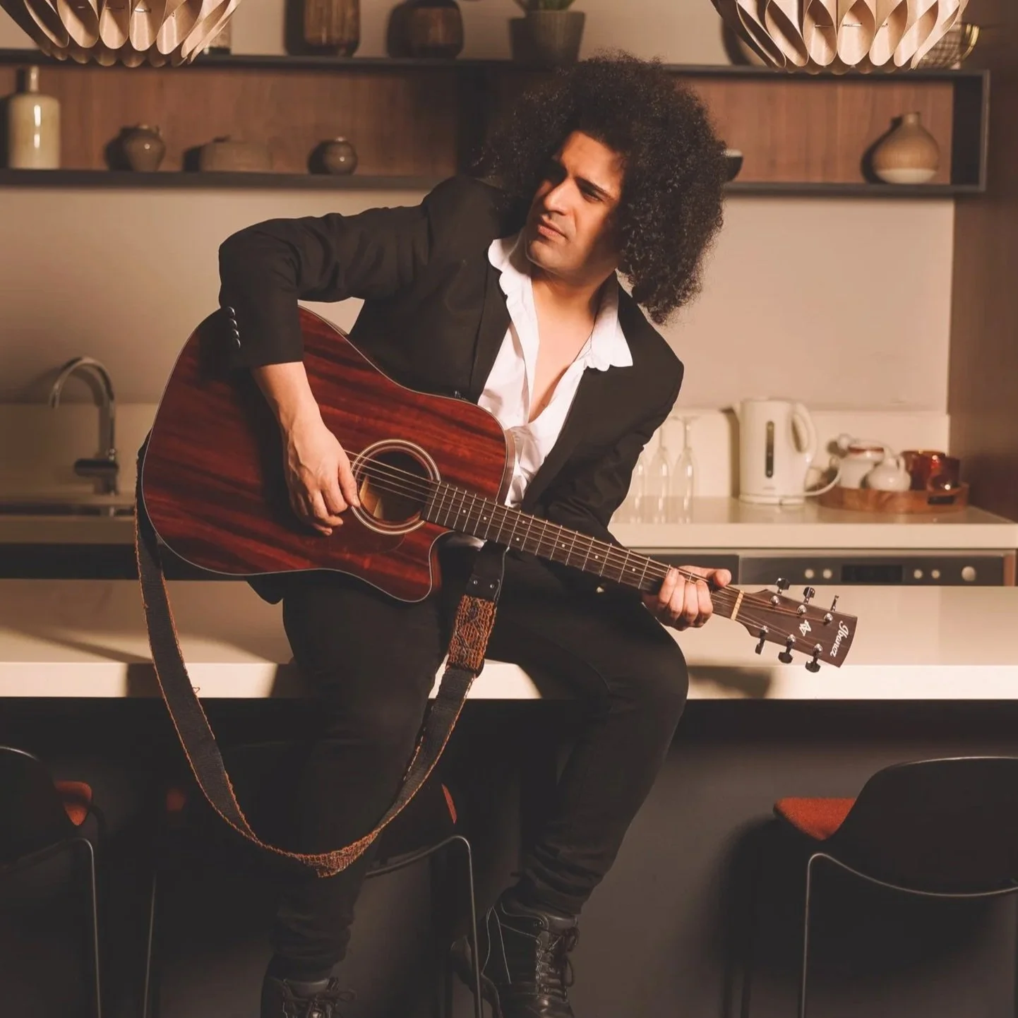 Hire rock guitarist Western Australia | FREDDIE corporate event entertainment | Artist Bookings