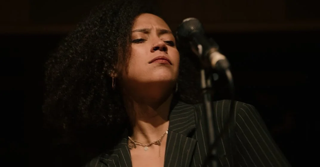 ARIANE SYDNEY BRAZILIAN POP JAZZ SINGER FESTIVAL STAGE PERFORMANCE