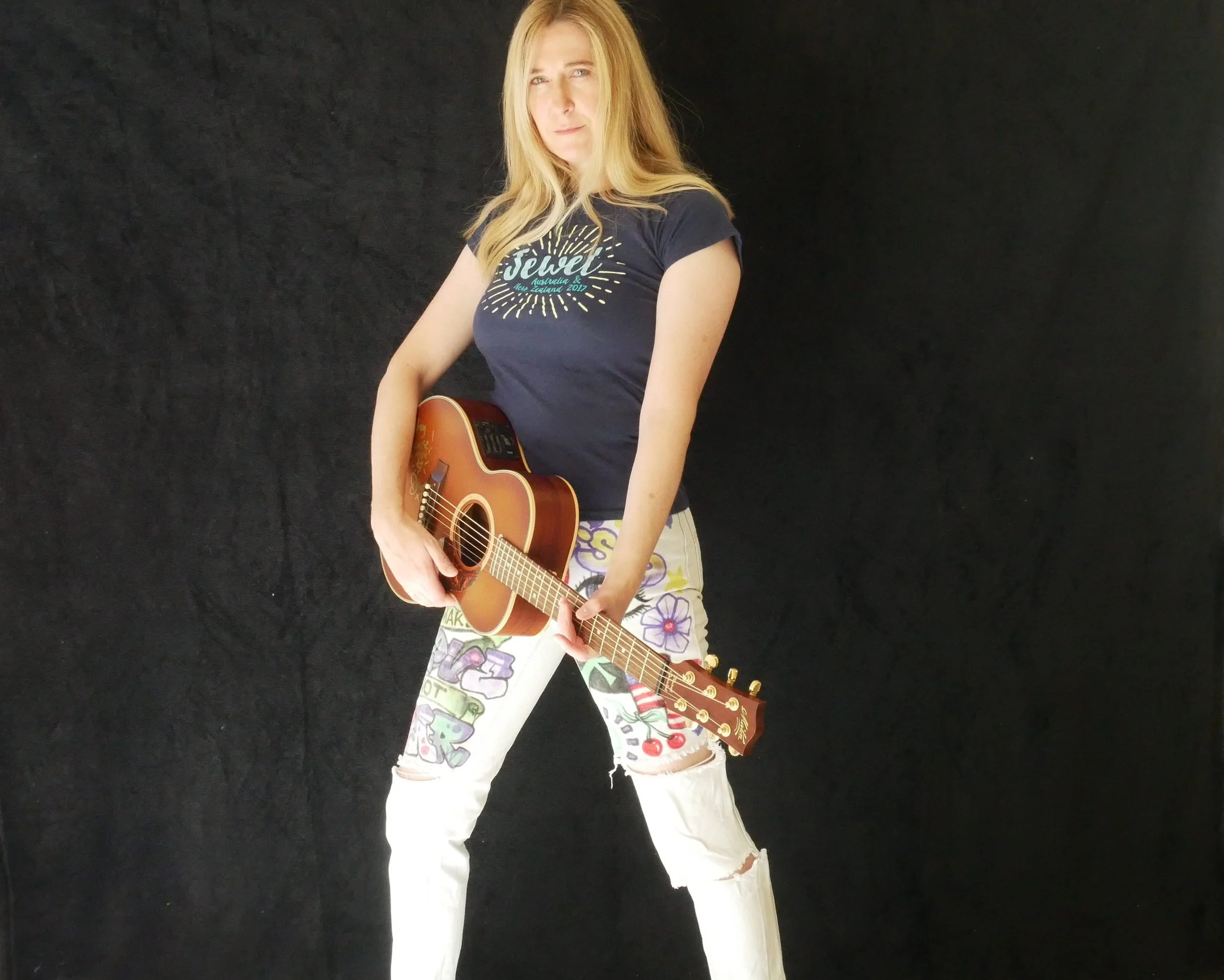 WEEZY ADELAIDE ACOUSTIC PARTY SET BIRTHDAY EVENT| HIRE FOR ARTIST BOOKINGS