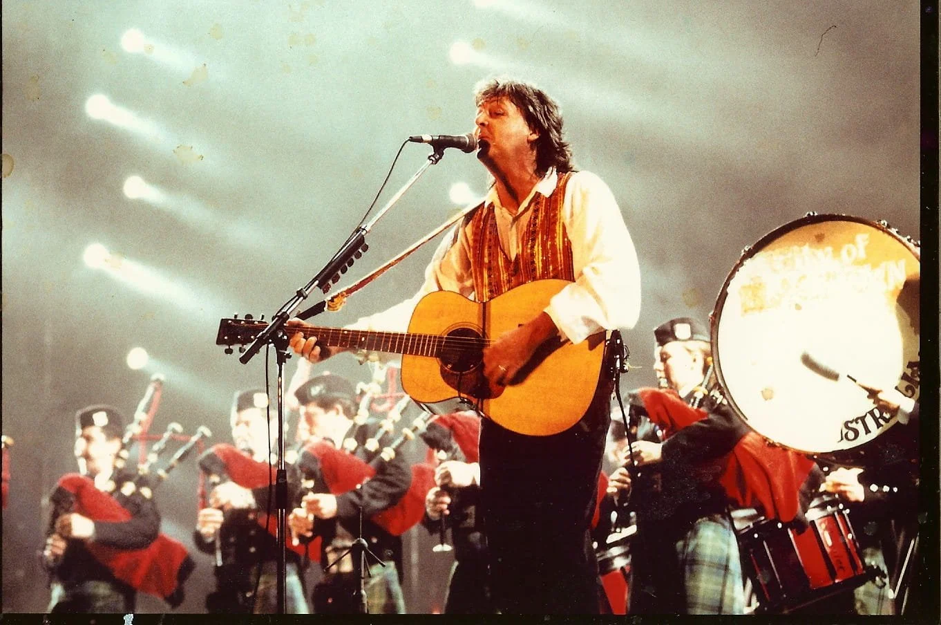 PIPERS OF DISTINCTION SYDNEY BAGPIPE MUSIC PRIVATE FUNCTION HIRE