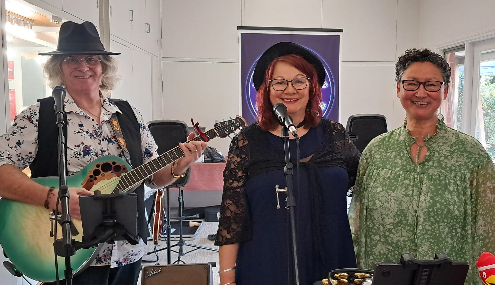 LUMINESCENCE MELBOURNE ACOUSTIC FOLK TRIO CORPORATE EVENT MUSICIAN HIRE