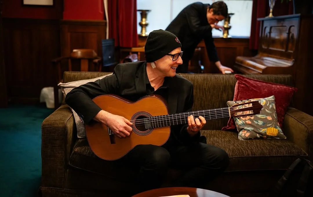 ADAM MELBOURNE BOSSA NOVA GUITAR WEDDING HIRE LIVE PERFORMANCE