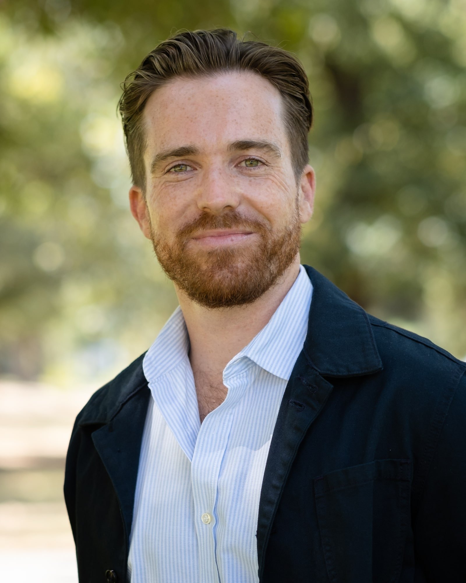Book recital vocalist Melbourne | DOUGLAS ideal for art song events