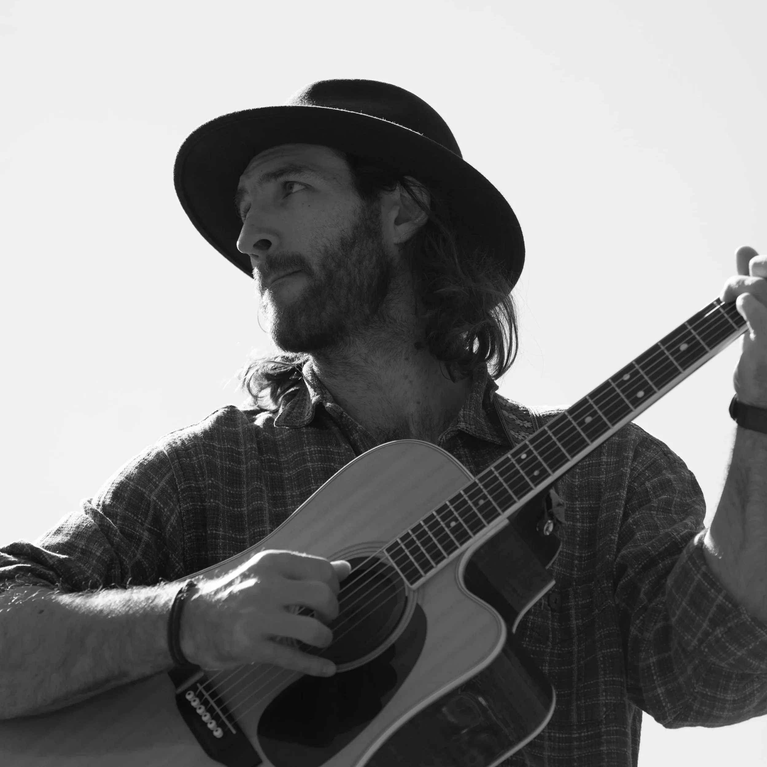 Hire live looping guitar South Australia | NETHERBY dynamic solo performance | Artist Bookings