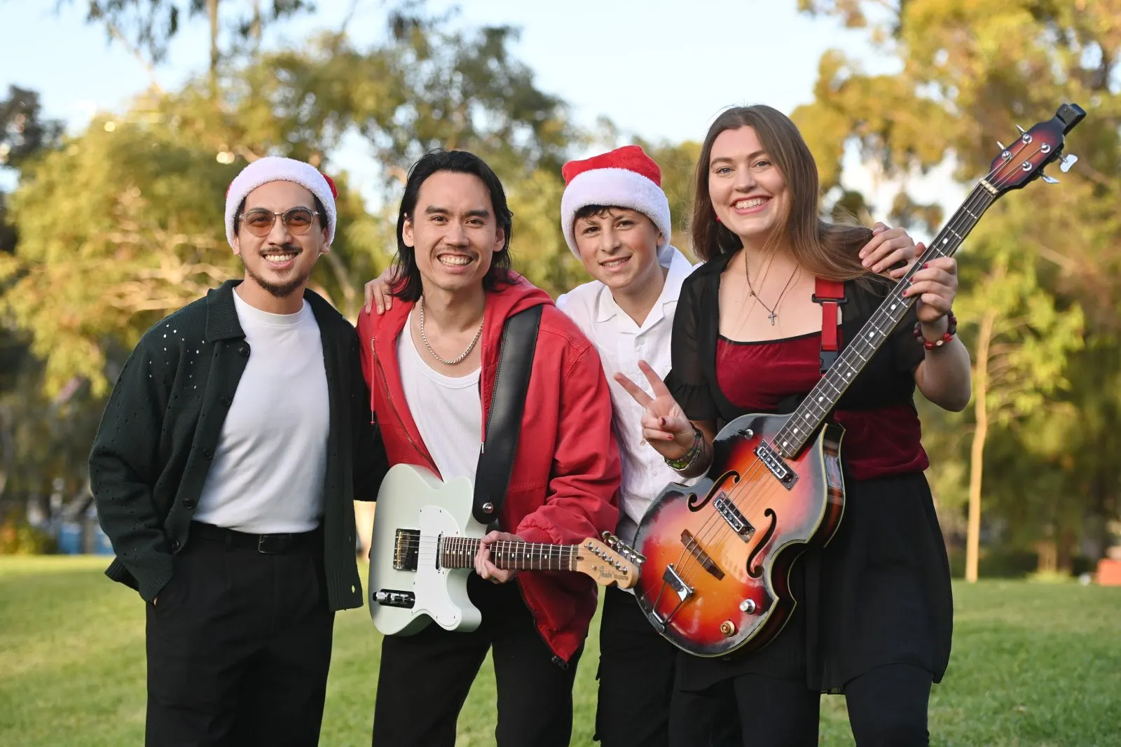 Hire pop rock Adelaide | THE PHOATONES is wedding performances | Artist Bookings