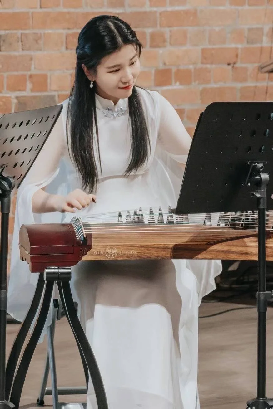 SHERRY is a traditional Chinese music artist based in Melbourne.