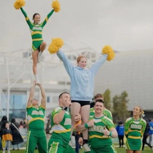 ELITE CHEER MELBOURNE ROVING ENTERTAINMENT SPRING RACING CARNIVAL