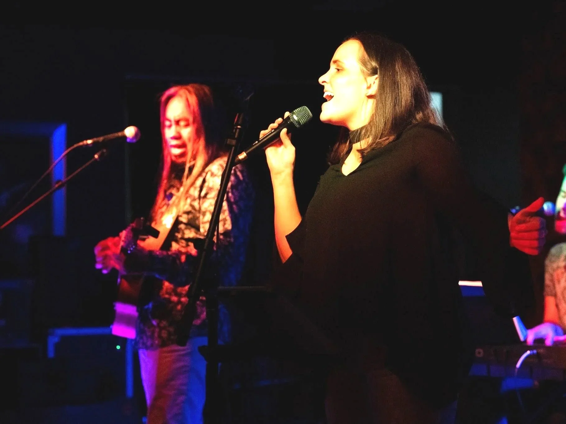 FEEL GOOD | Live Bands for Parties | Hire from Artist Bookings