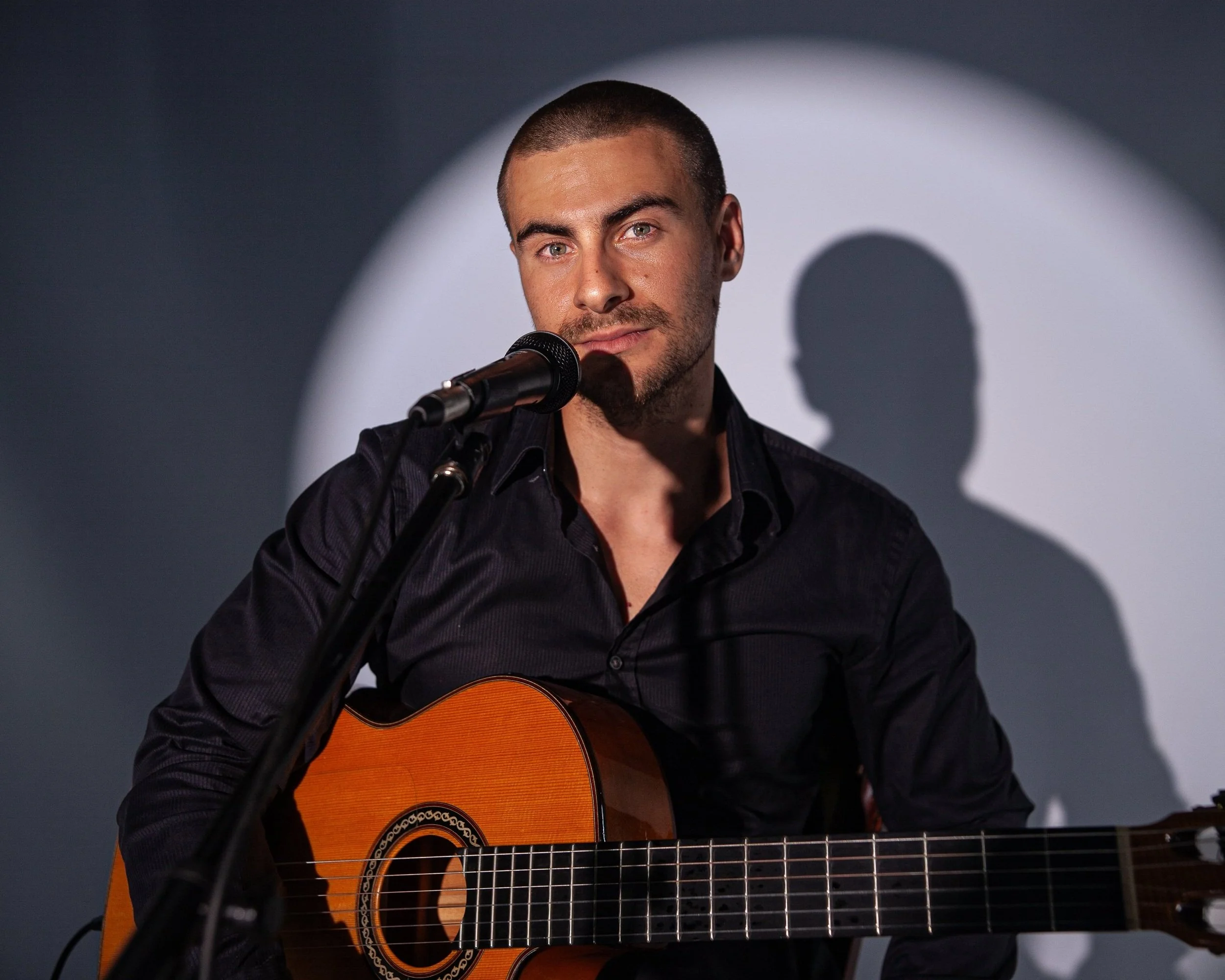 Liam - Pop, Rock, Latin