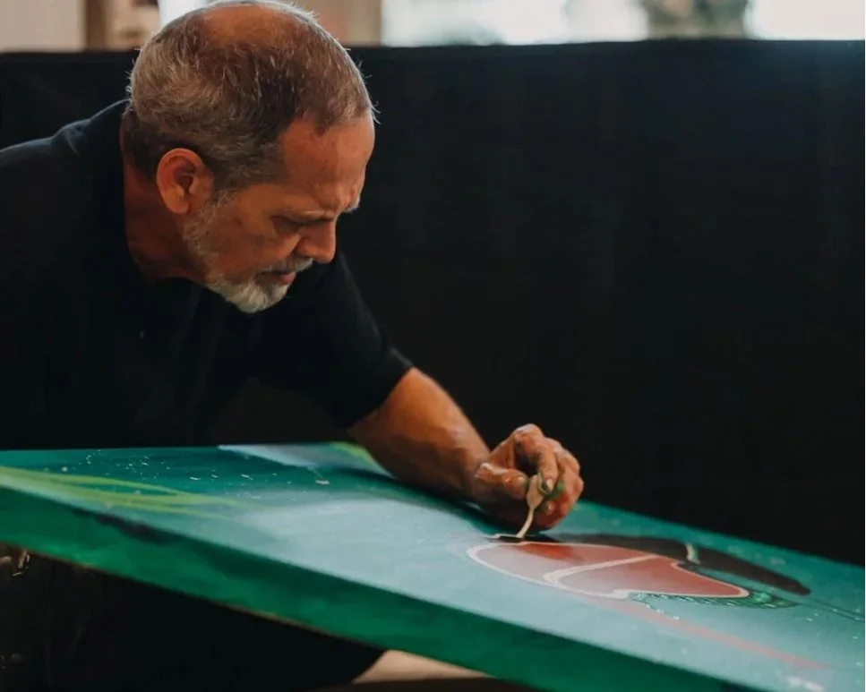 Hire ABORIGINAL linework master Sydney | JOHNNY for art workshops