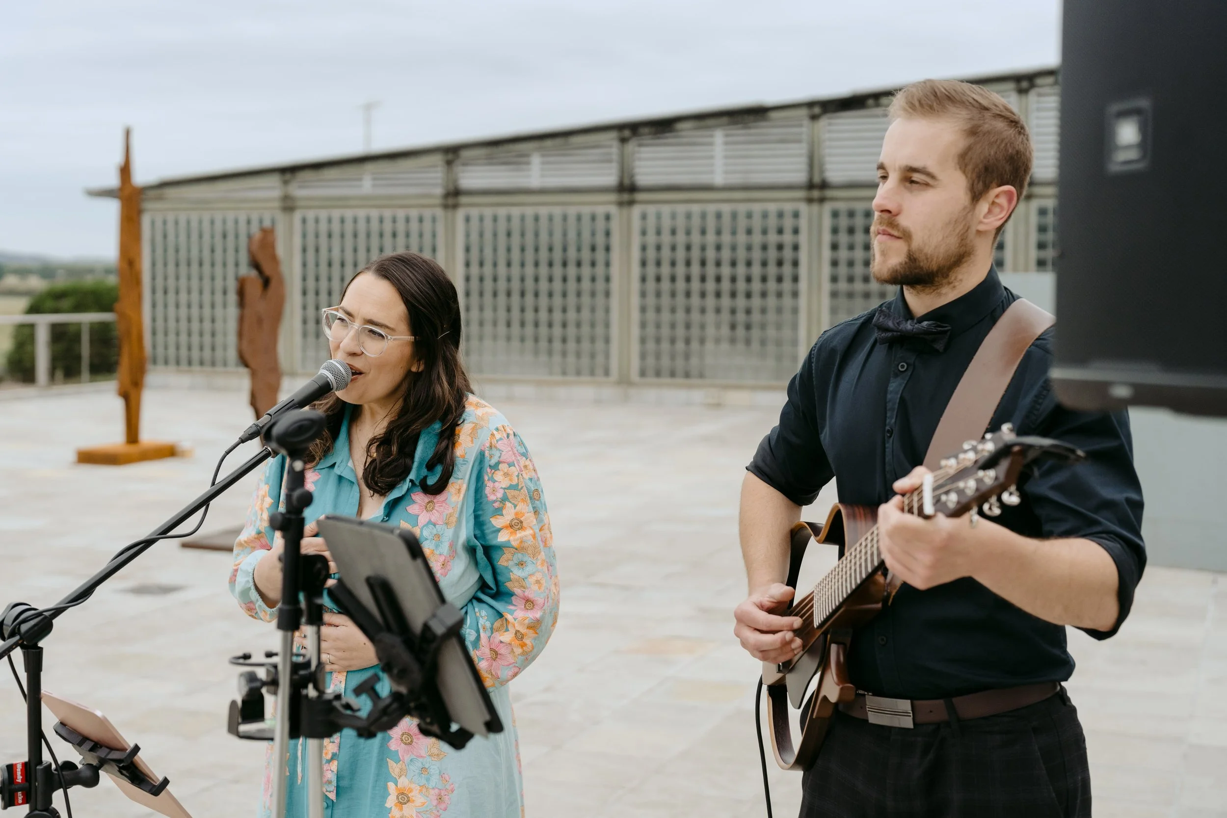 Hire Acoustic Duo Melbourne | WENDYBIRD singer and looping guitar anniversary performance | Artist Bookings