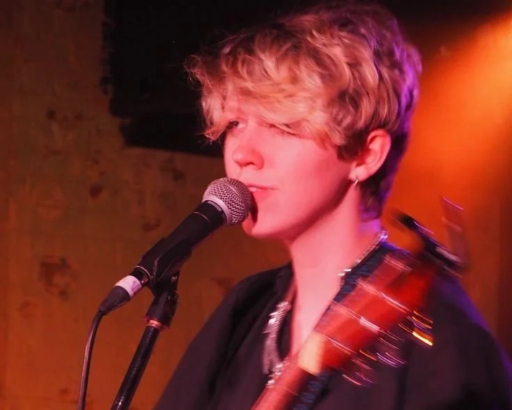 Velura - Dream Pop, Alternative Rock