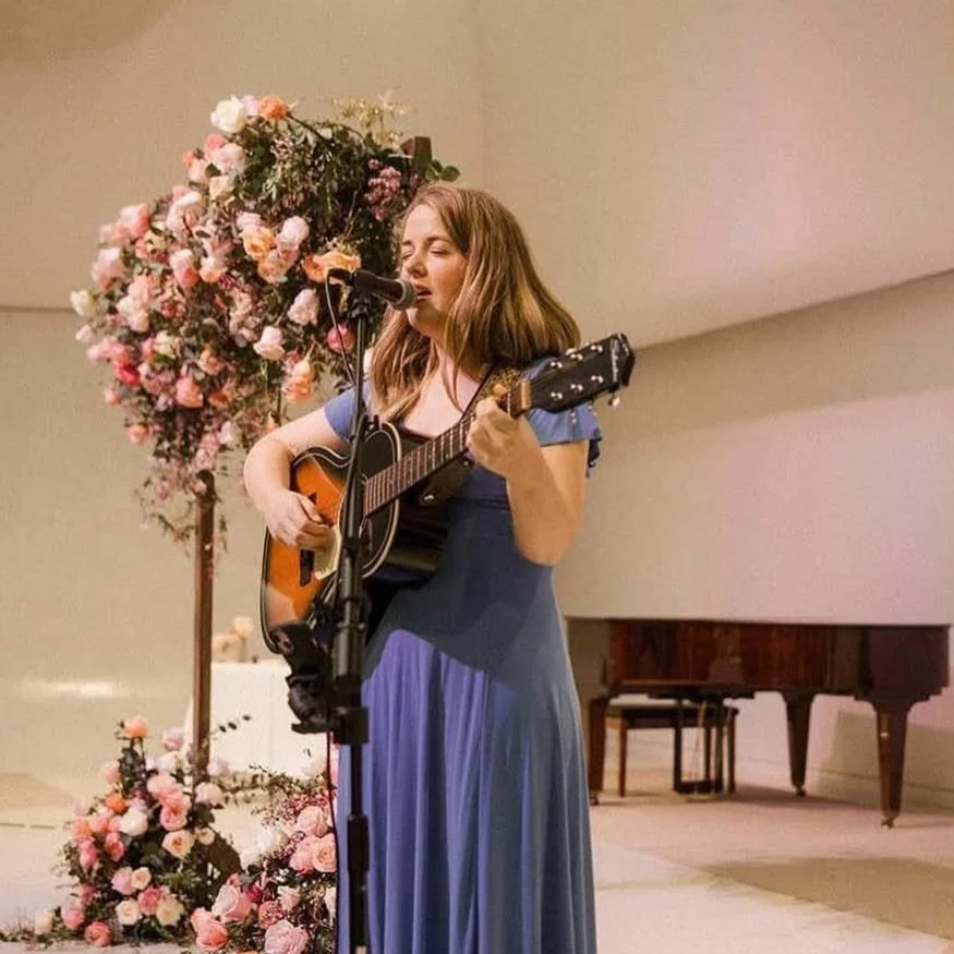 Book roots musician Sydney | GRACIE raw lyrics for intimate performances