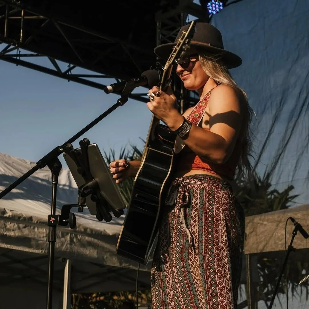 Book Queensland singer songwriter and guitarist | PHOENIX for live wedding entertainment | Artist Bookings
