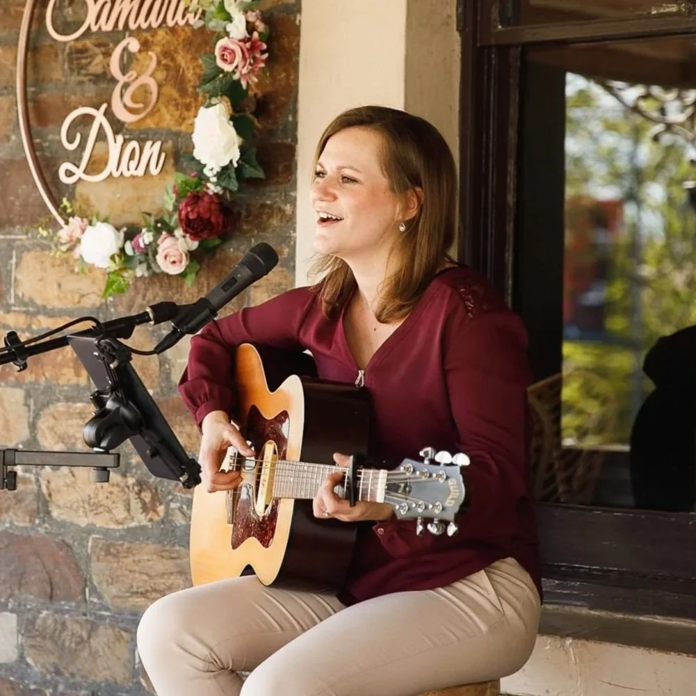 Hire acoustic community events South Australia | CORINNA solo vocals | Artist Bookings