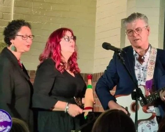 LUMINESCENCE MELBOURNE ACOUSTIC TRIO BIRTHDAY PARTY LIVE ENTERTAINMENT HIRE