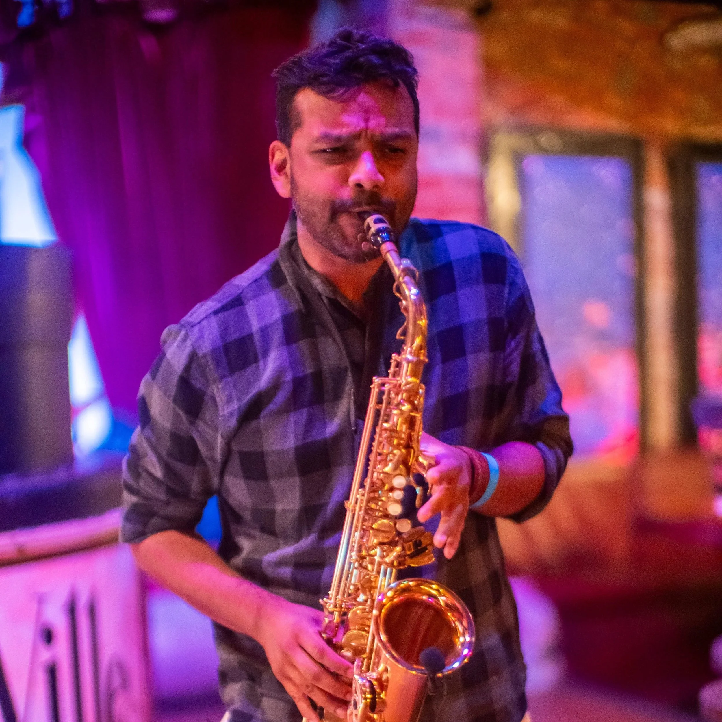 KUVEN MELBOURNE FUNK SAXOPHONIST CORPORATE EVENT MUSICIAN HIRE
