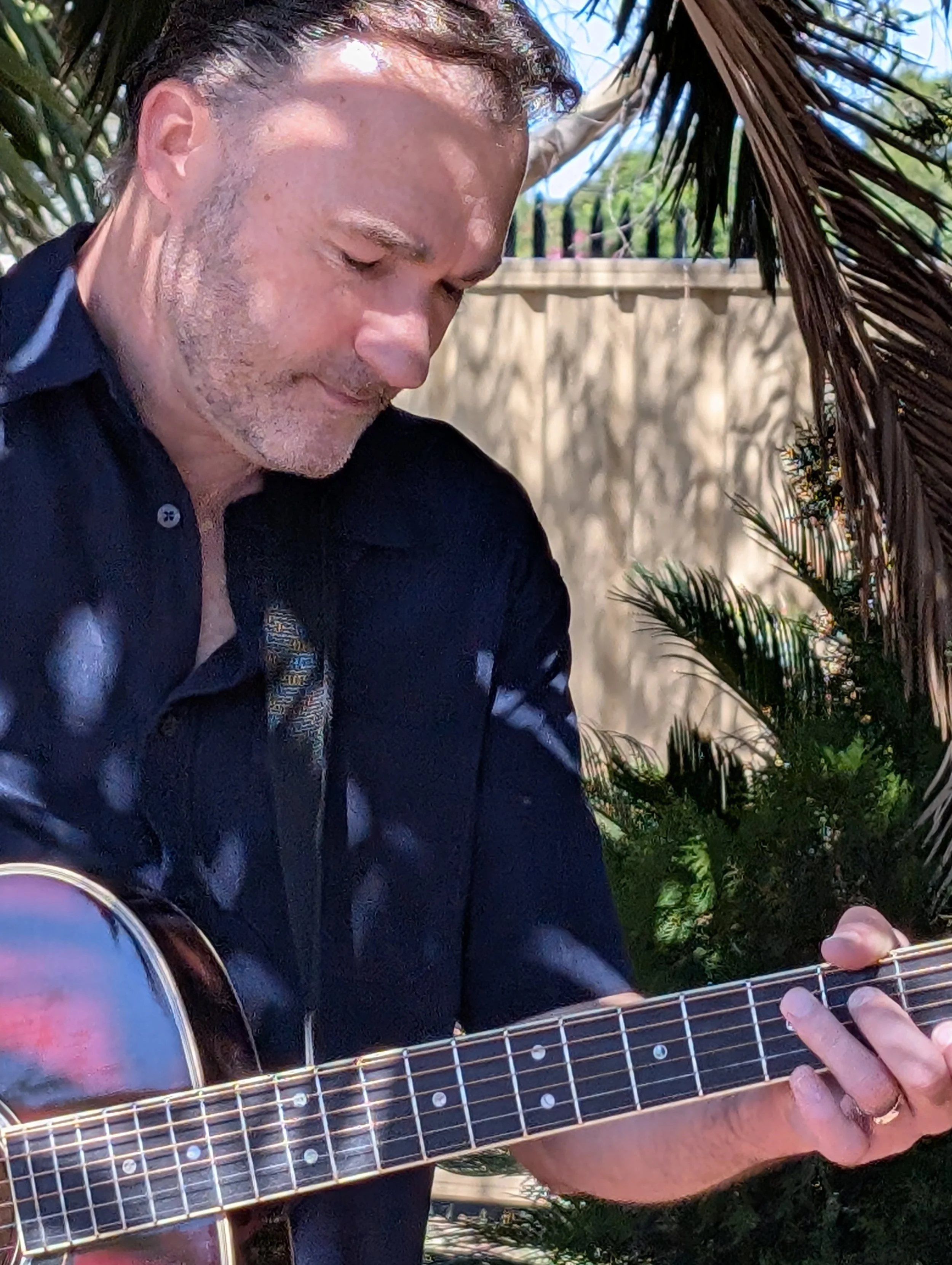 STEVIE ADELAIDE ACOUSTIC ROCK PRIVATE FUNCTION ENTERTAINMENT HIRE