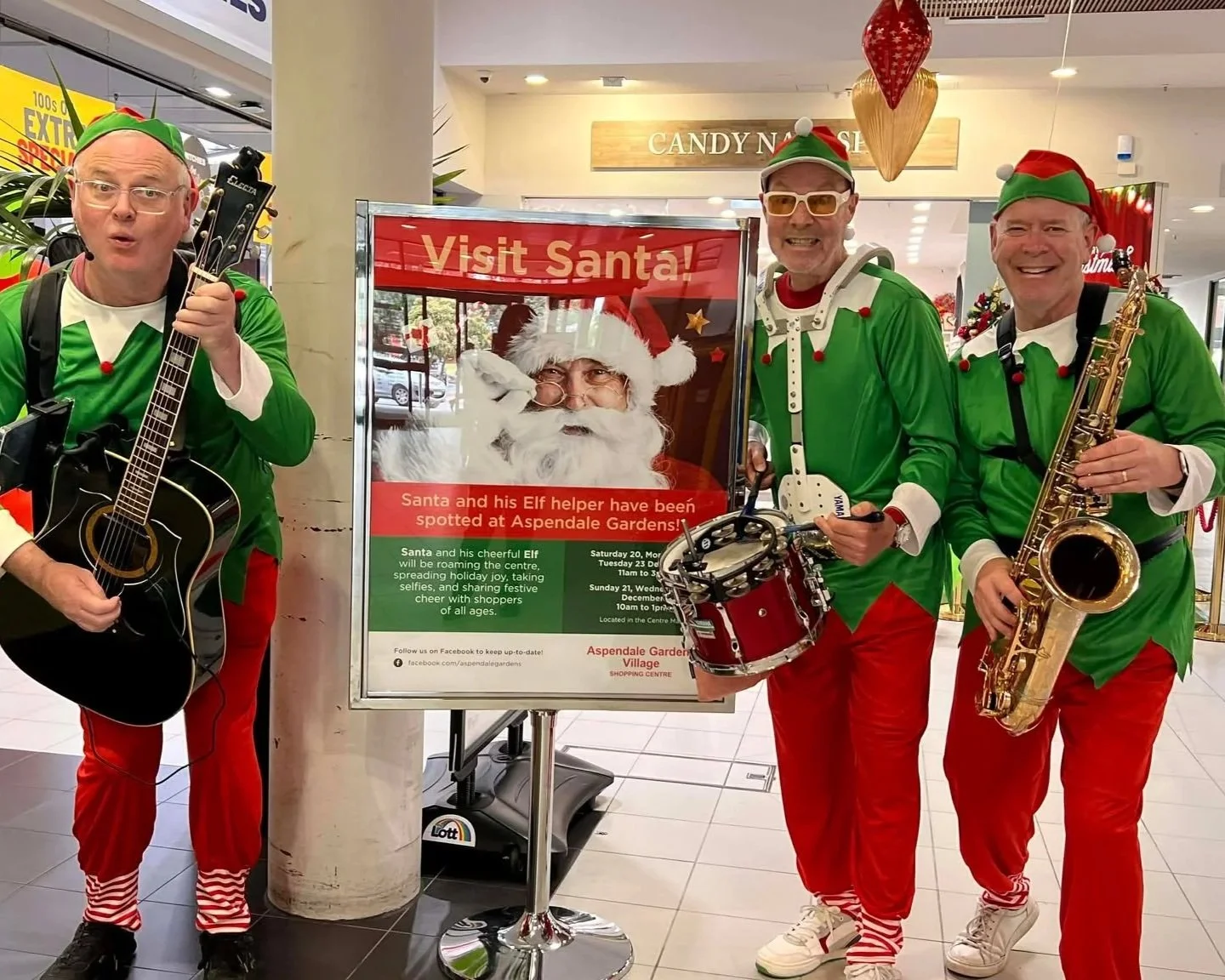 THE SINGING ELVES MELBOURNE BRASS BAND SHOPPING CENTRE ENTERTAINMENT