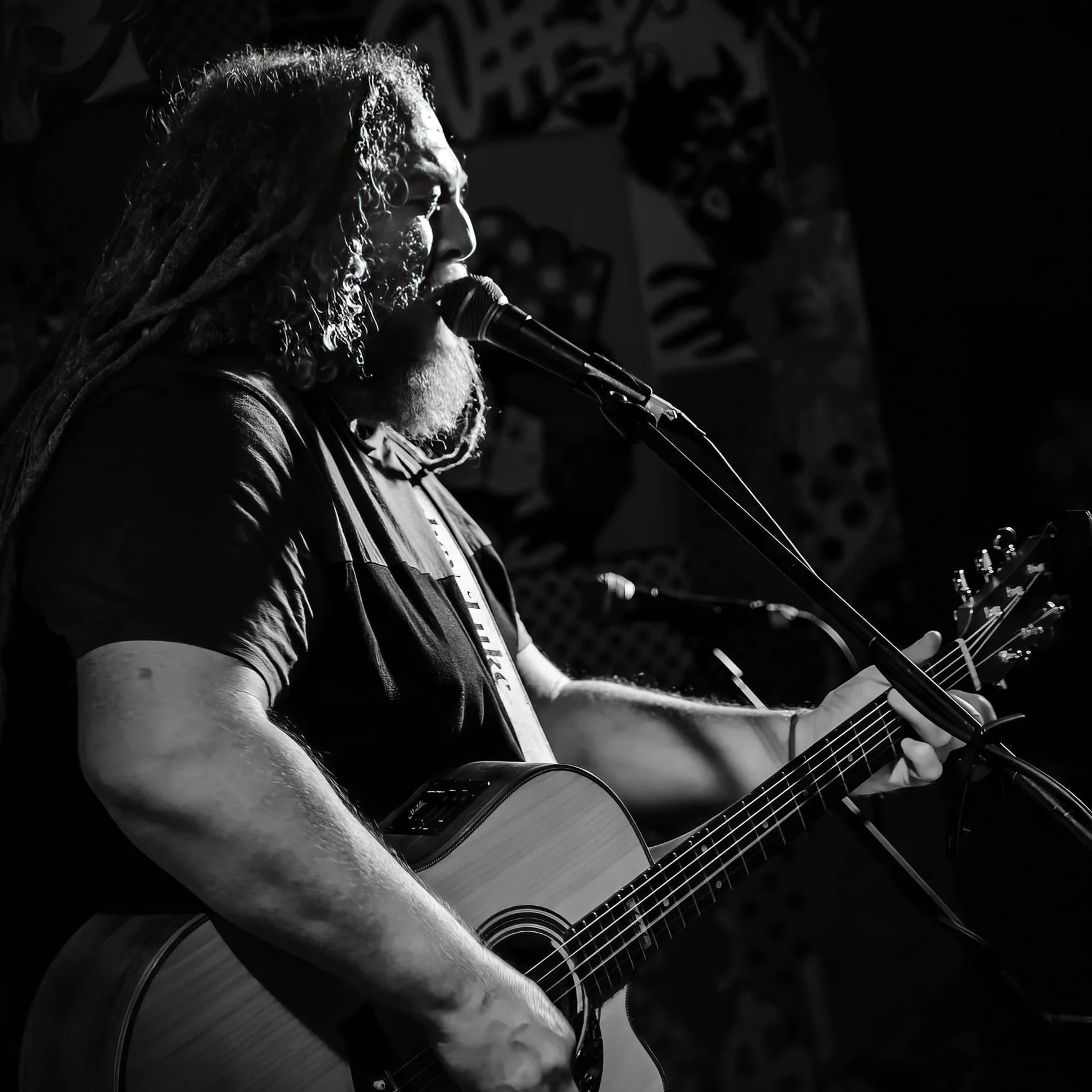 LUKEY MELBOURNE POP MUSICIAN CORPORATE EVENT HIRE