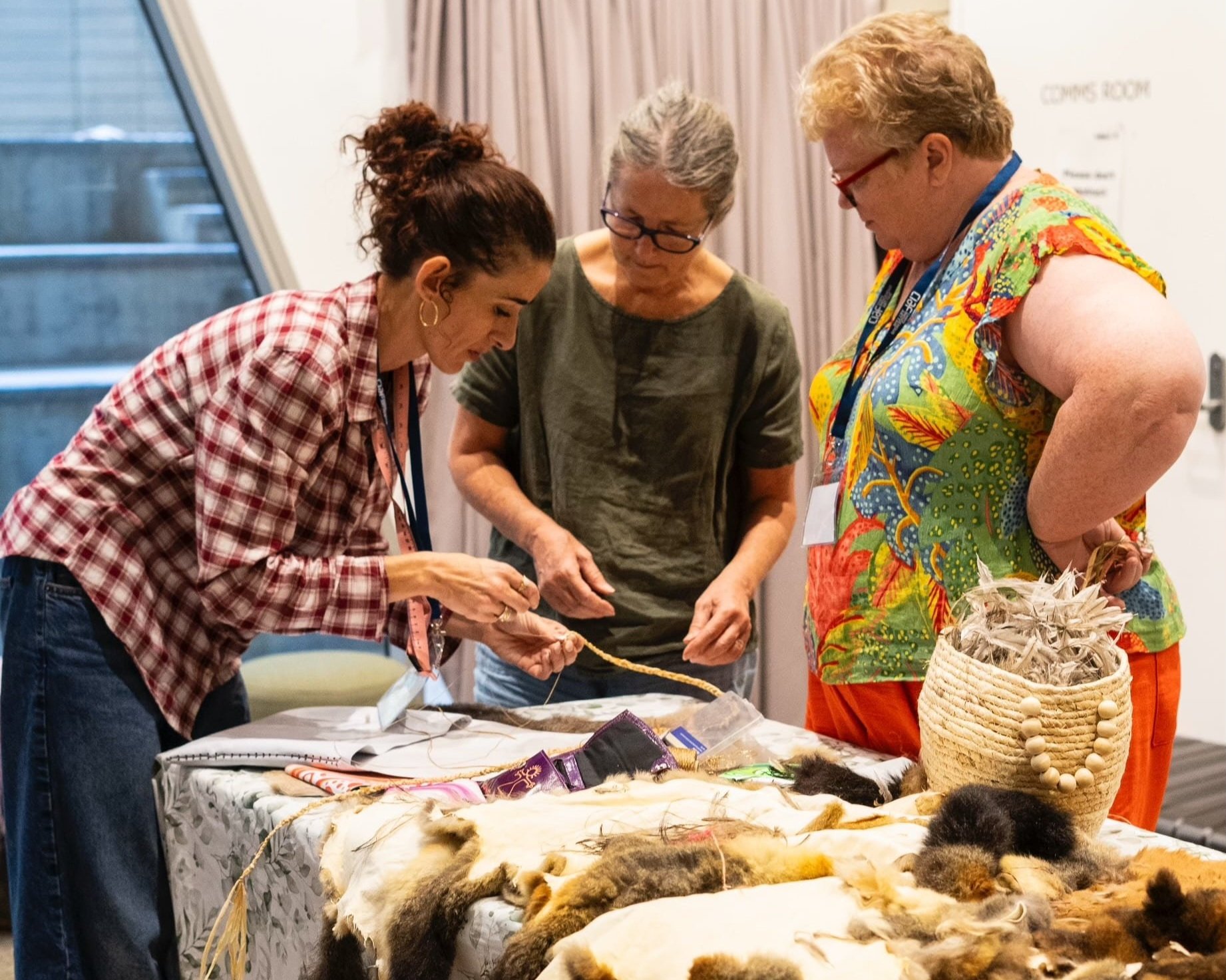 Hire First Nation artist Melbourne, Sydney, Brisbane | Weaving workshop is culturally relevant and participatory