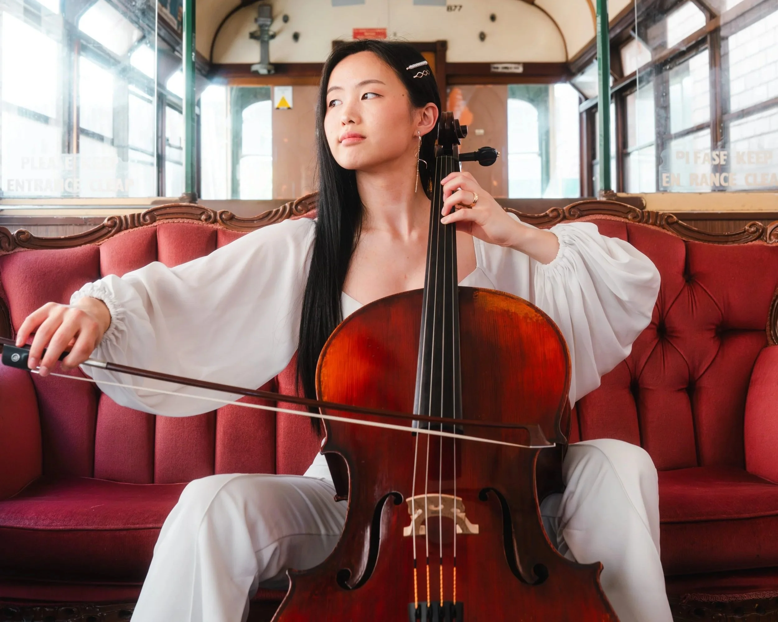 ANNIKA MELBOURNE ORCHESTRAL CELLIST AWARD CEREMONY LIVE ENTERTAINER