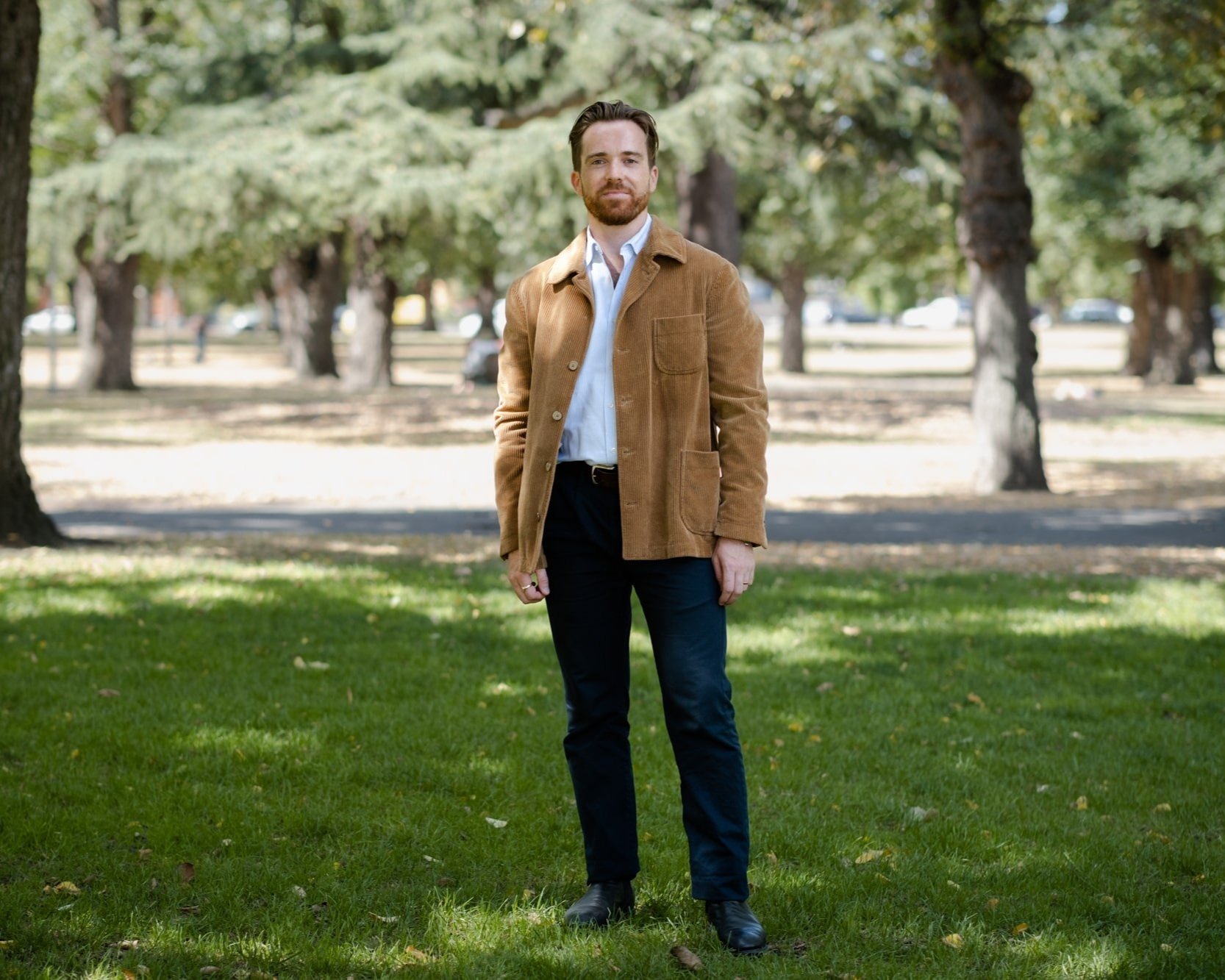 Hire classical tenor Melbourne | DOUGLAS perfect for opera bookings