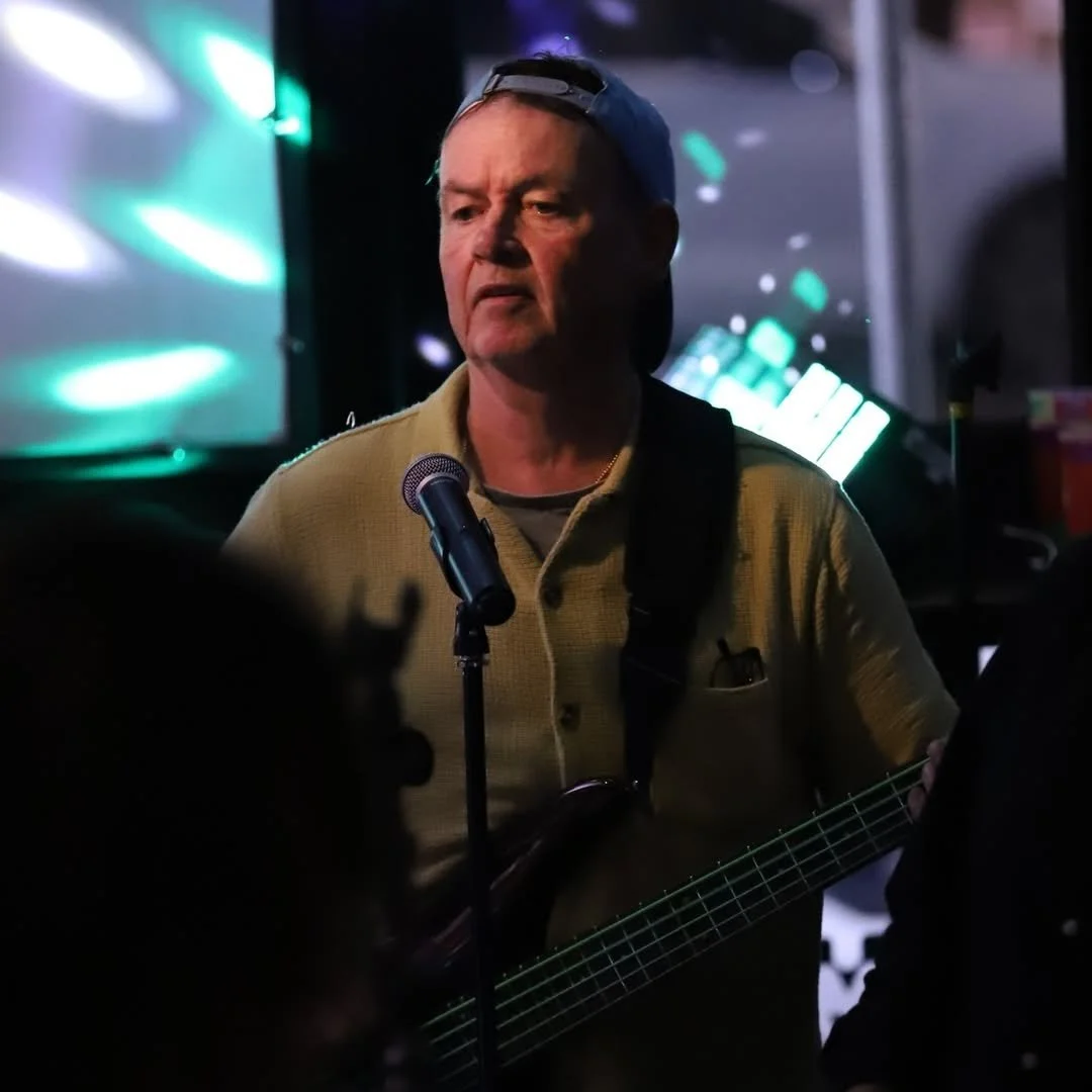 Book rock entertainment Melbourne | LOIS LANE top dance rock act | Artist Bookings