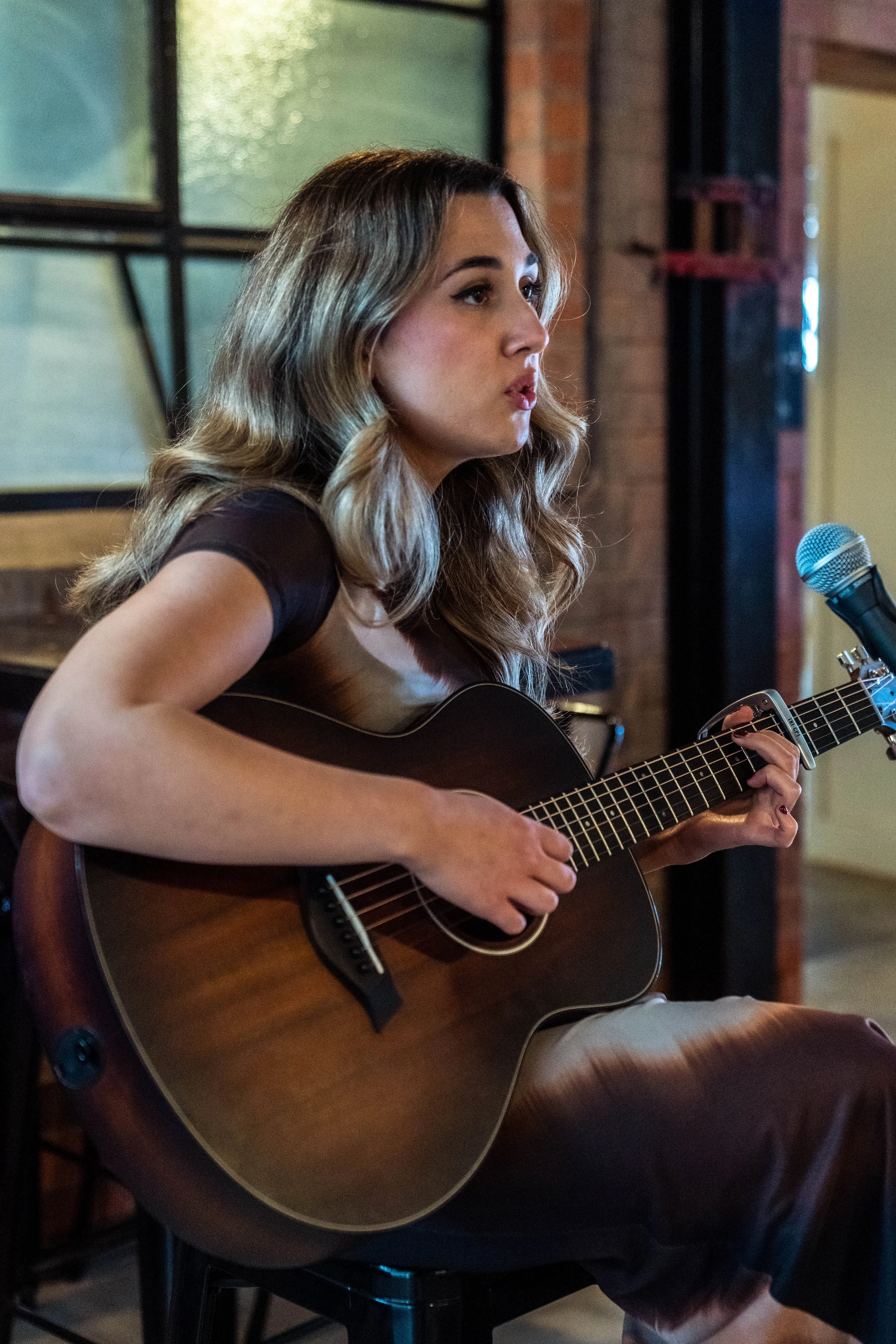 Book heartfelt acoustic music Melbourne sessions | MONICA for intimate events