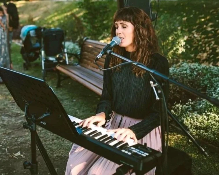 Top Quality Live Music Vocals, Piano | LARISSA MCKAY | Sydney | Hire from Artist Bookings