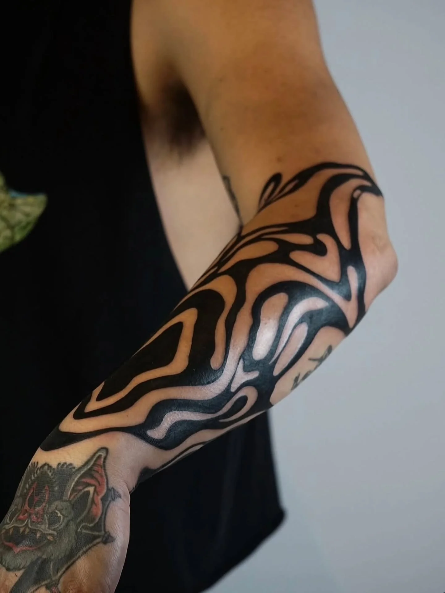 Suminagashi tattoo by @jjjojo____ 
Booking available!
.
.
#tattoo #suminagashi #vancouvertattoo #vancouverart #yvr