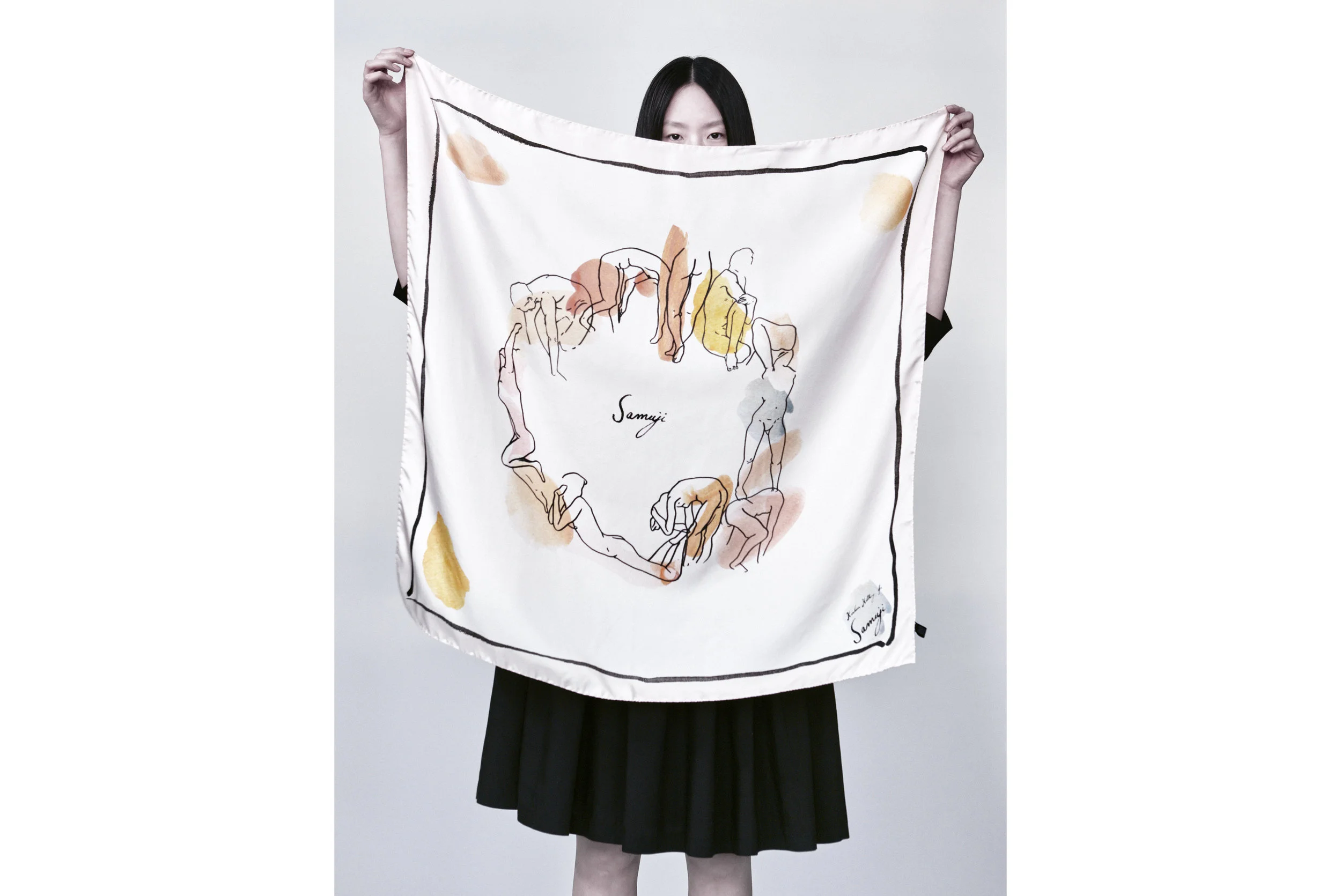 samuji_scarf_Karoliina_Hellberg.jpg