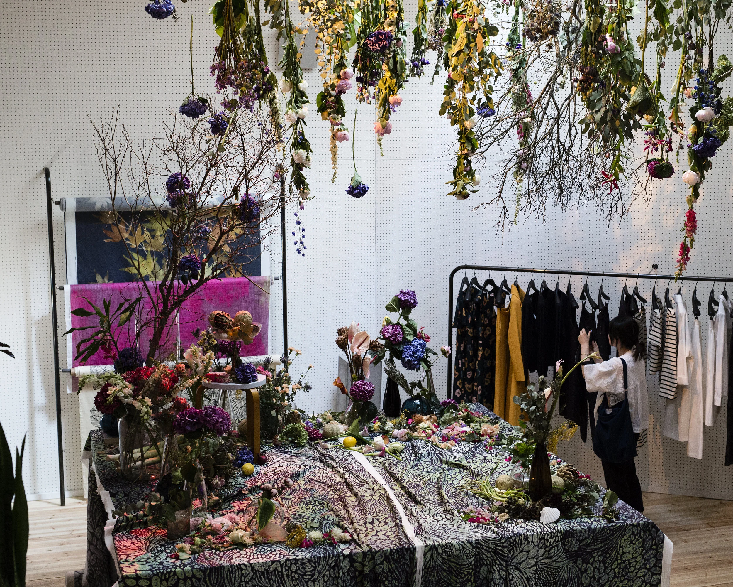 COLLECTION PRESENTATION 06.jpg